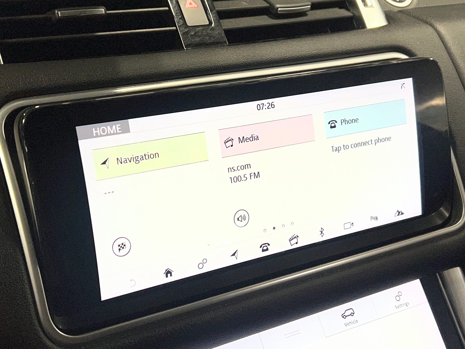 Thumbnail: 2018 Land Rover Range Rover Sport - 3