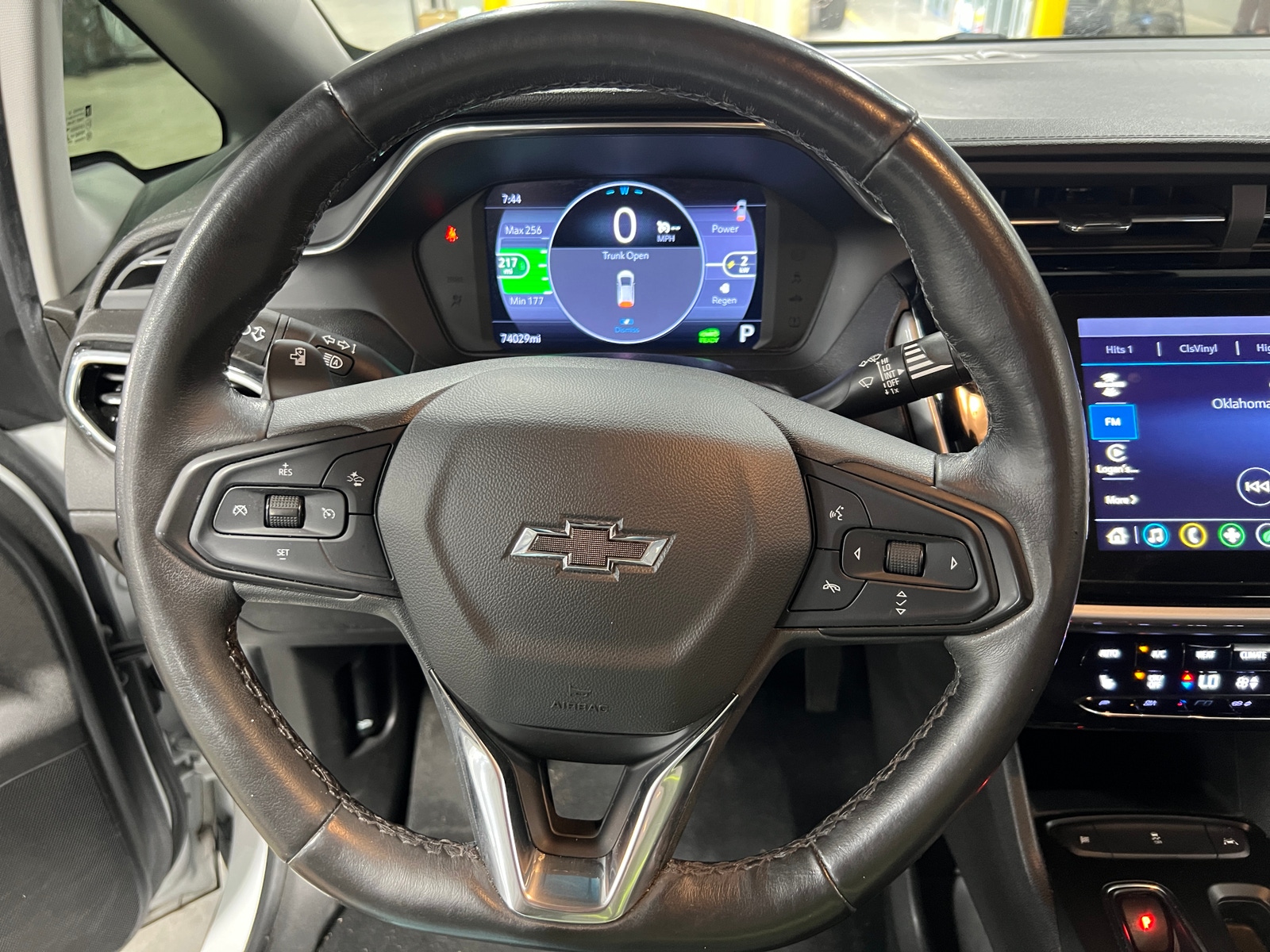 Thumbnail: 2022 Chevrolet Bolt EV - 5