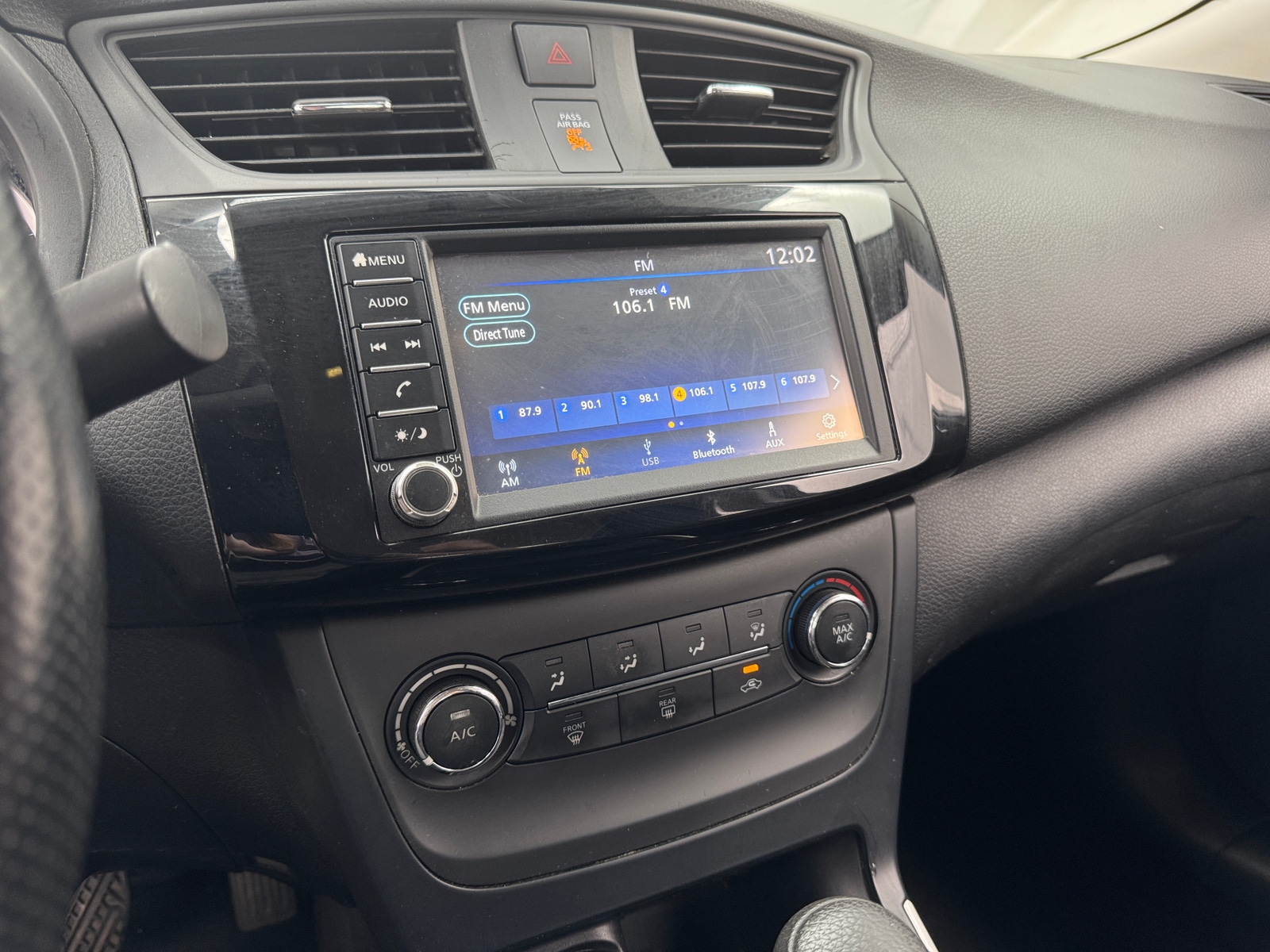 Thumbnail: 2019 Nissan Sentra - 4