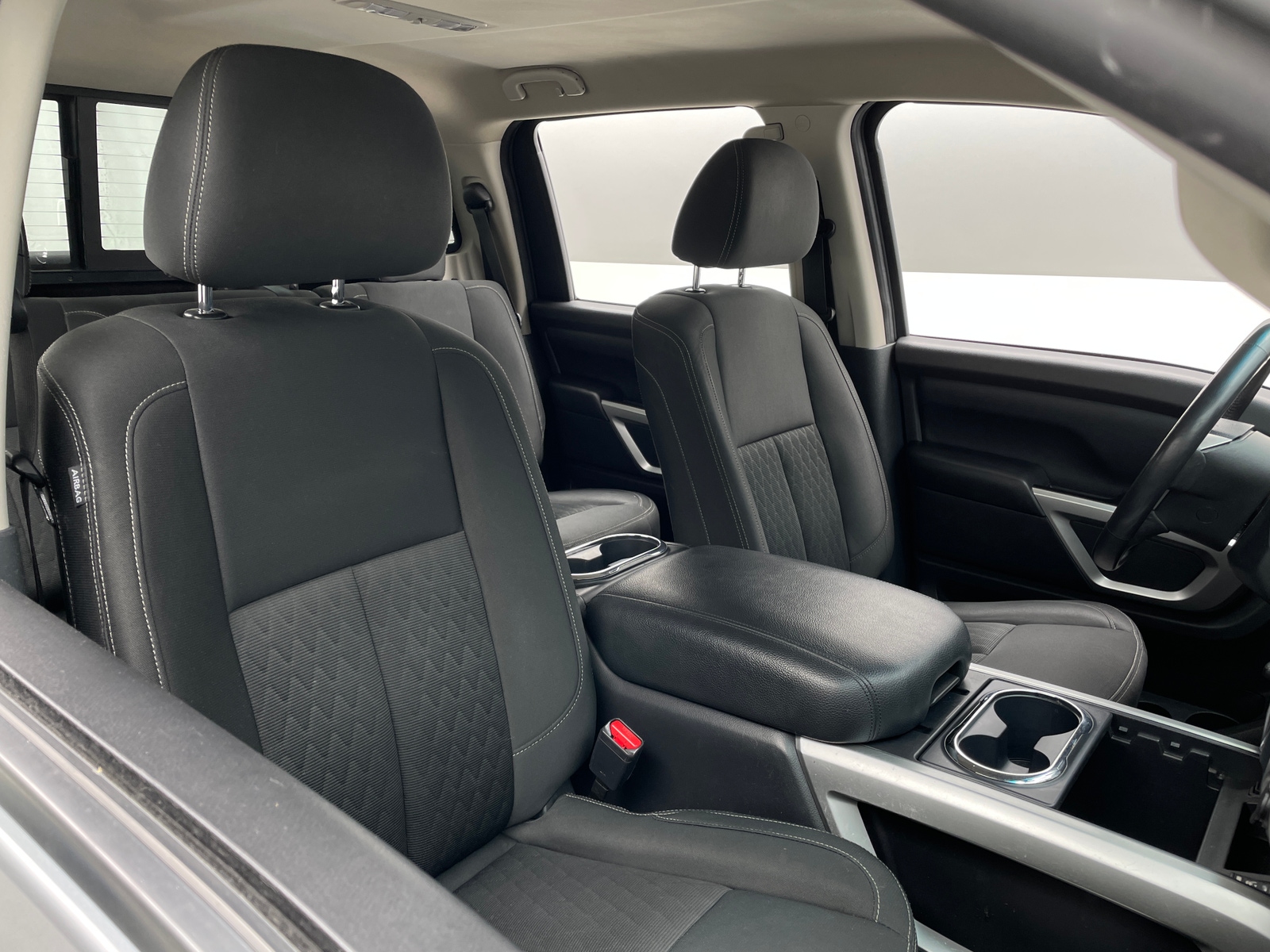 Thumbnail: 2017 Nissan Titan - 2