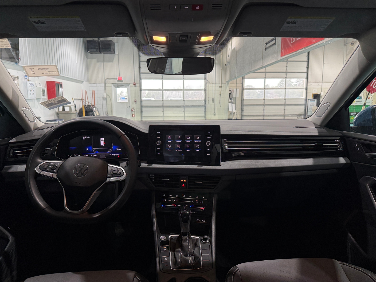 Thumbnail: 2025 Volkswagen Jetta - 2