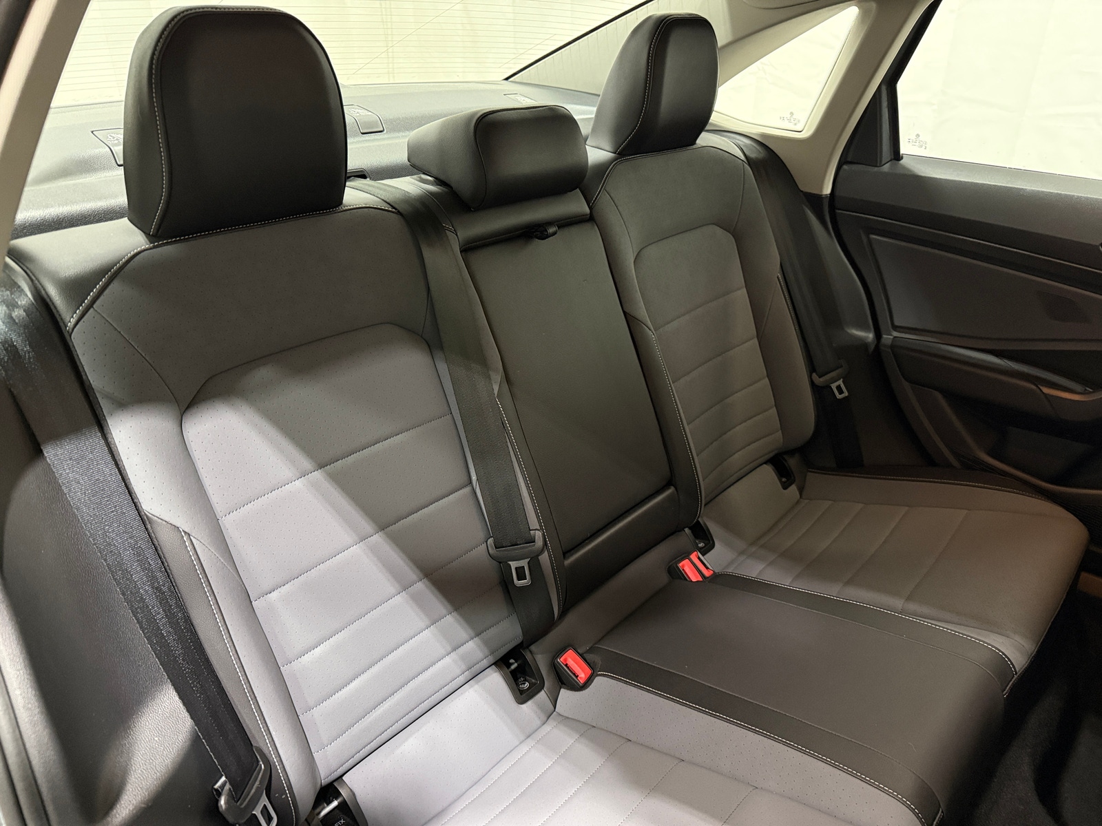 Thumbnail: 2025 Volkswagen Jetta - 5