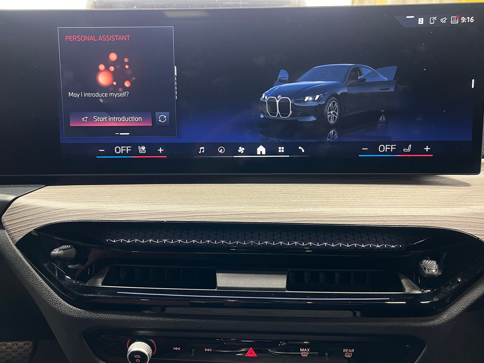 Thumbnail: 2025 BMW i4 - 3