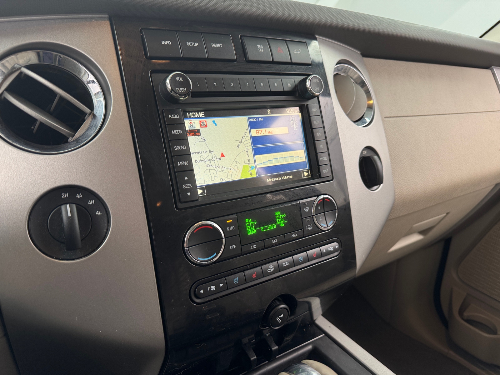 Thumbnail: 2013 Ford Expedition - 3