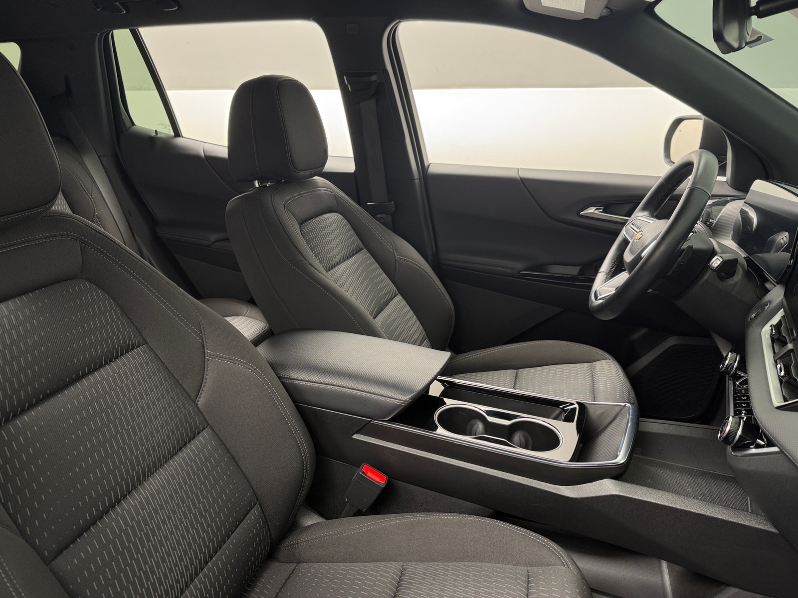 Thumbnail: 2025 Chevrolet Equinox - 2