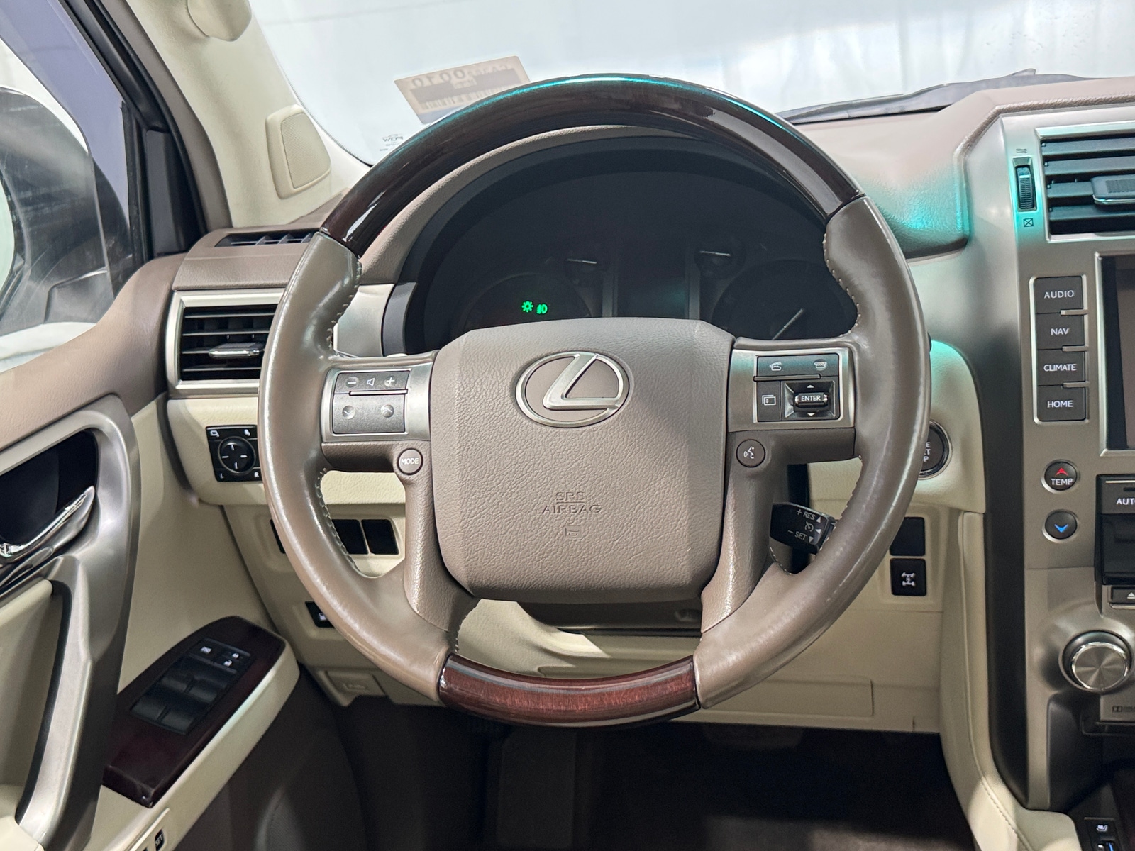 Thumbnail: 2019 Lexus GX - 4