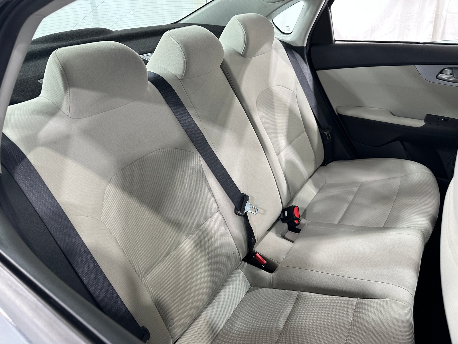 Thumbnail: 2023 Kia Forte - 6