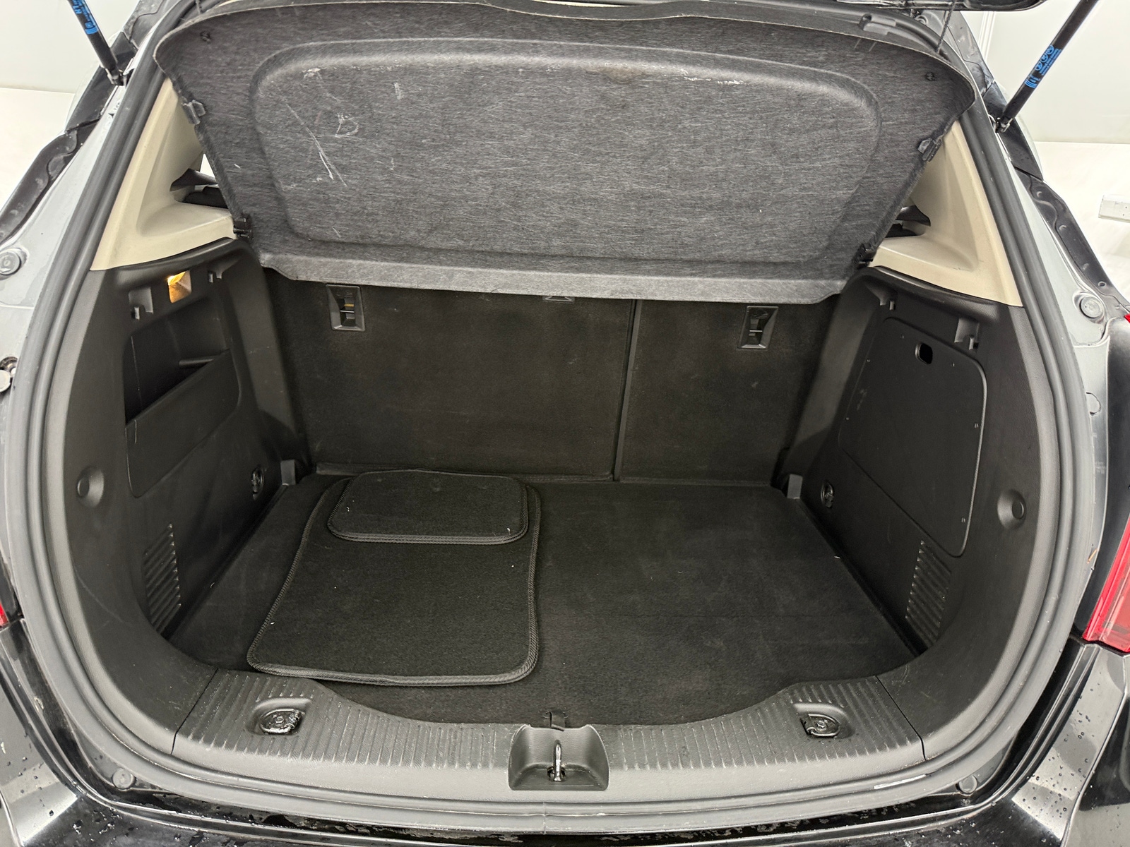 Thumbnail: 2017 Buick Encore - 6