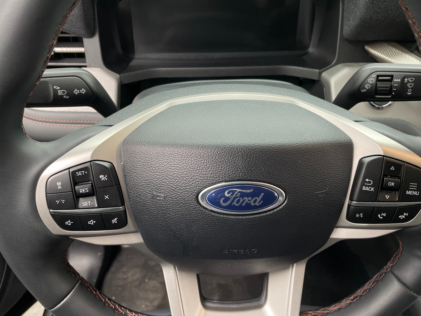 Thumbnail: 2025 Ford Explorer - 5