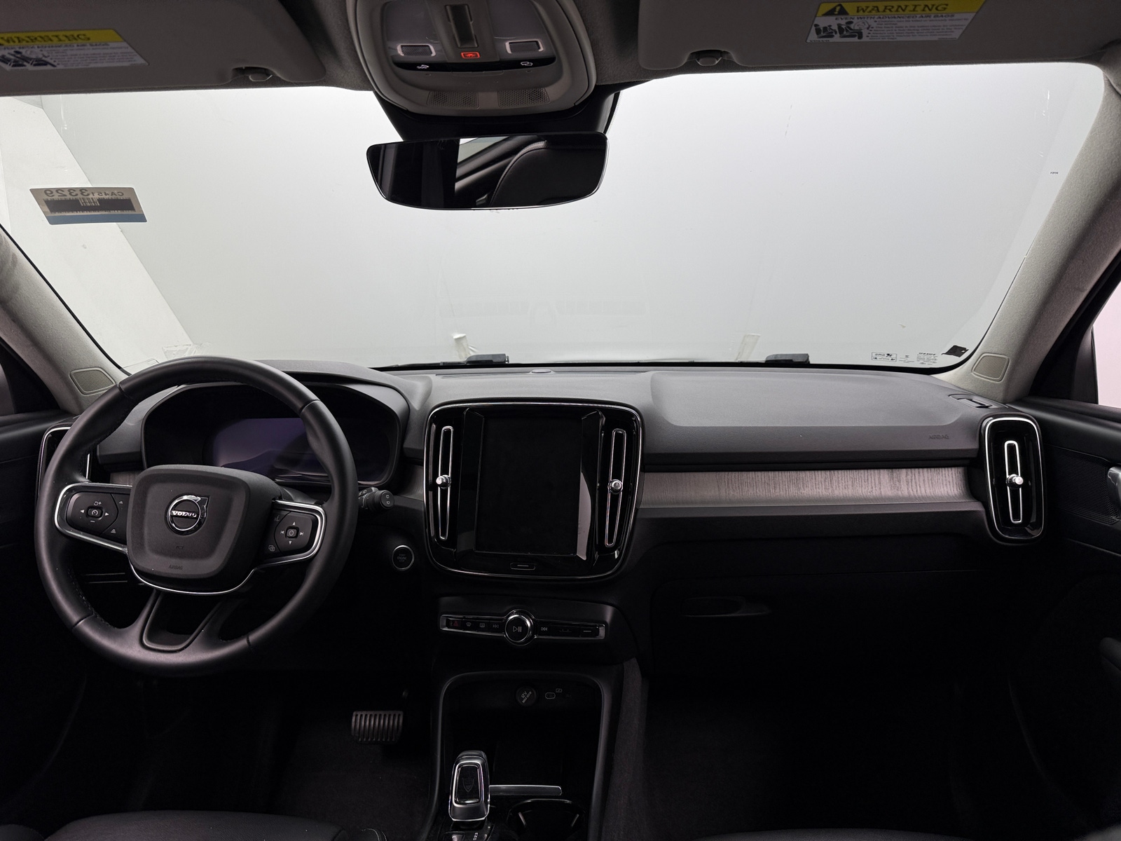 Thumbnail: 2024 Volvo XC40 - 2