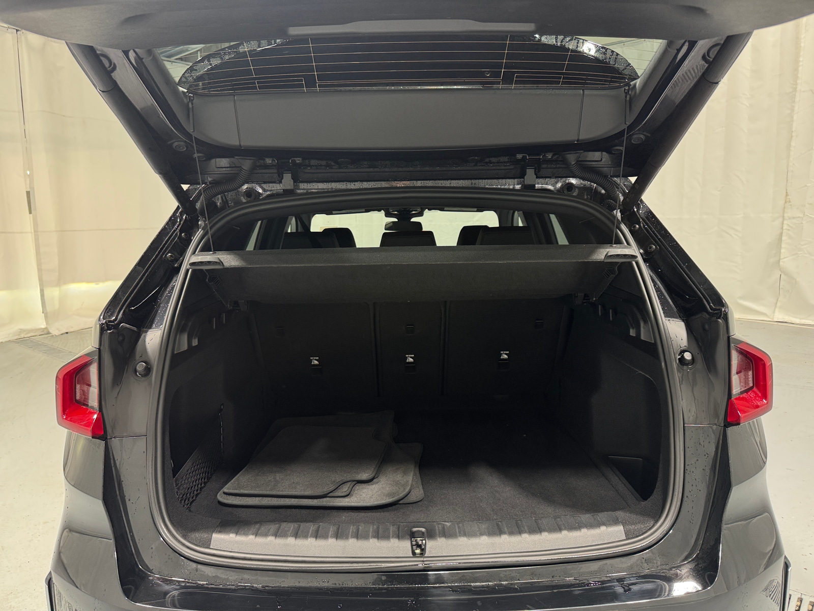 Thumbnail: 2025 BMW X1 - 6