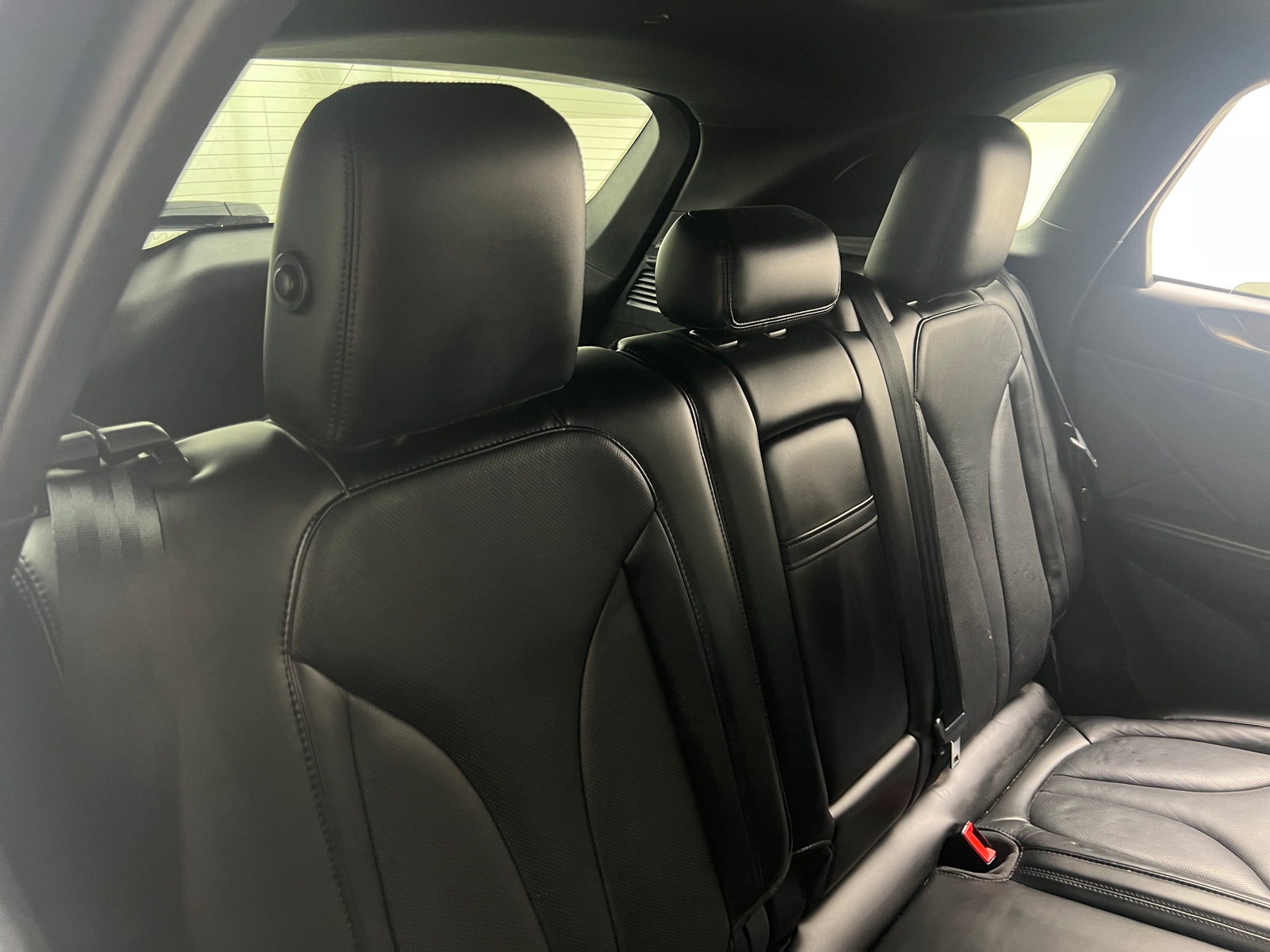 Thumbnail: 2017 Lincoln MKC - 5