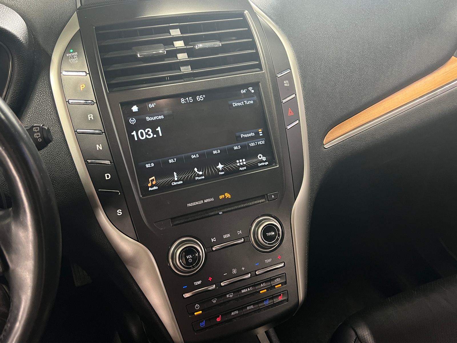 Thumbnail: 2017 Lincoln MKC - 3