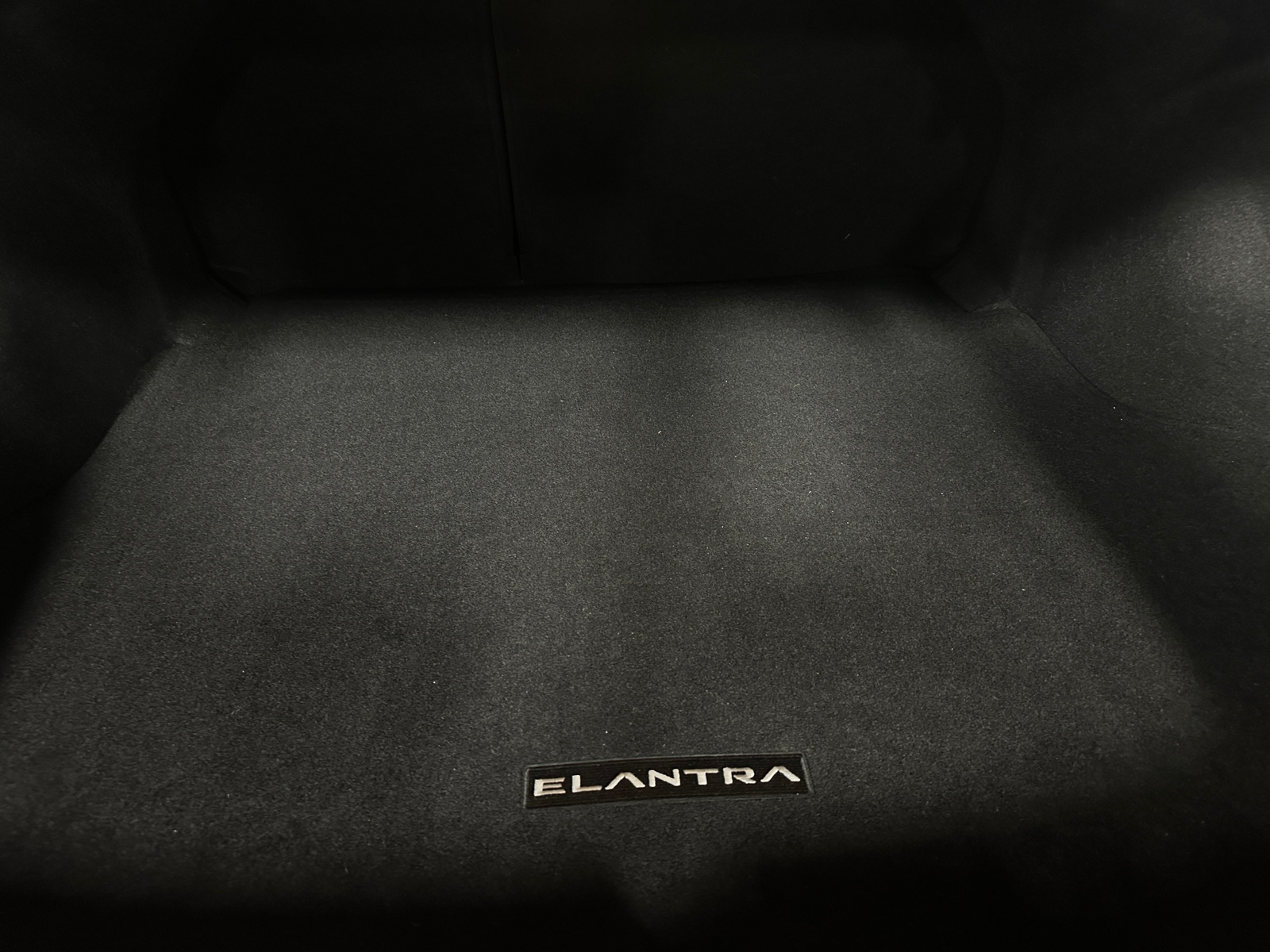 Thumbnail: 2022 Hyundai Elantra - 6