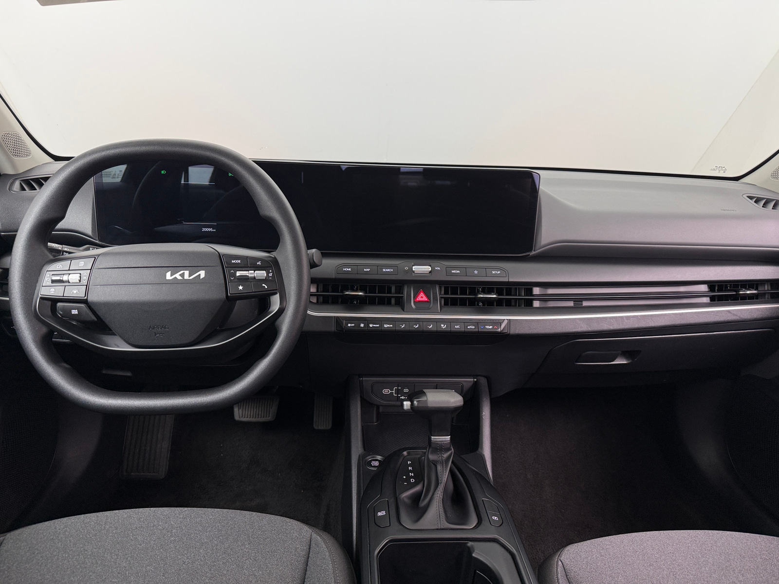 Thumbnail: 2025 Kia K4 - 3