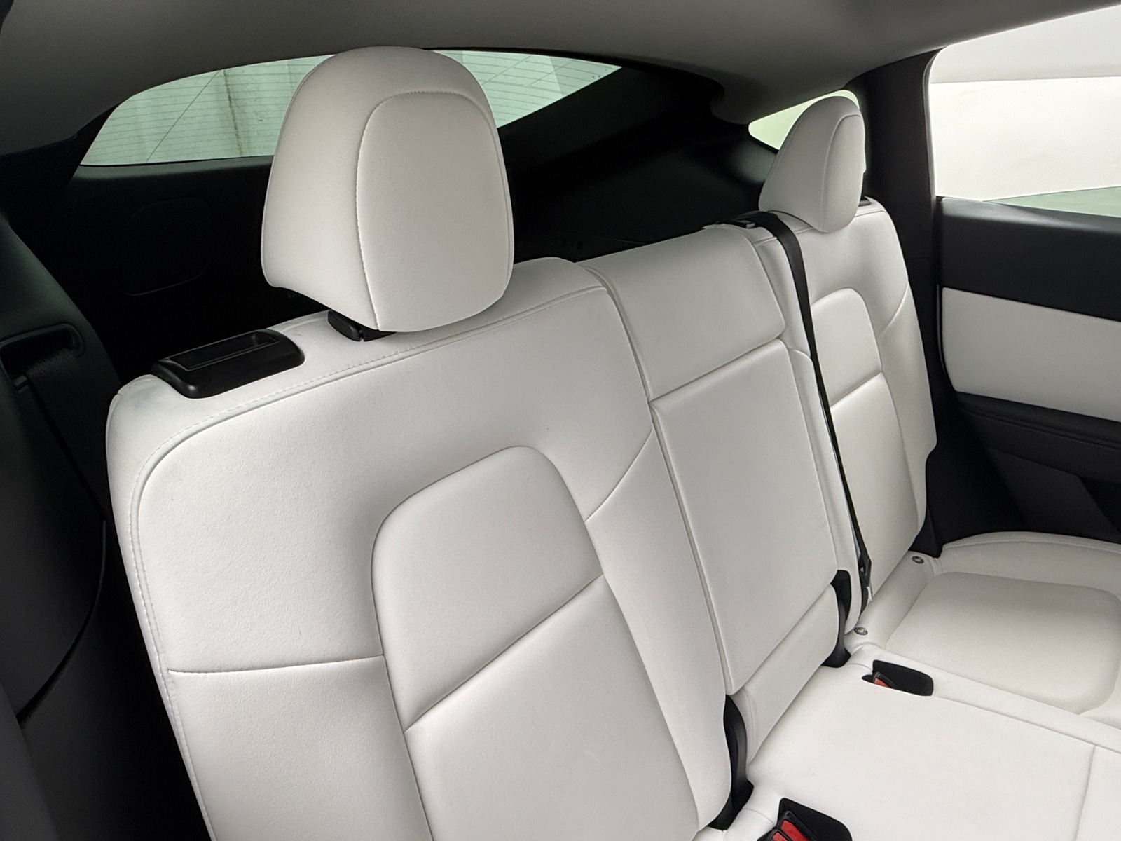 Thumbnail: 2022 Tesla Model Y - 5