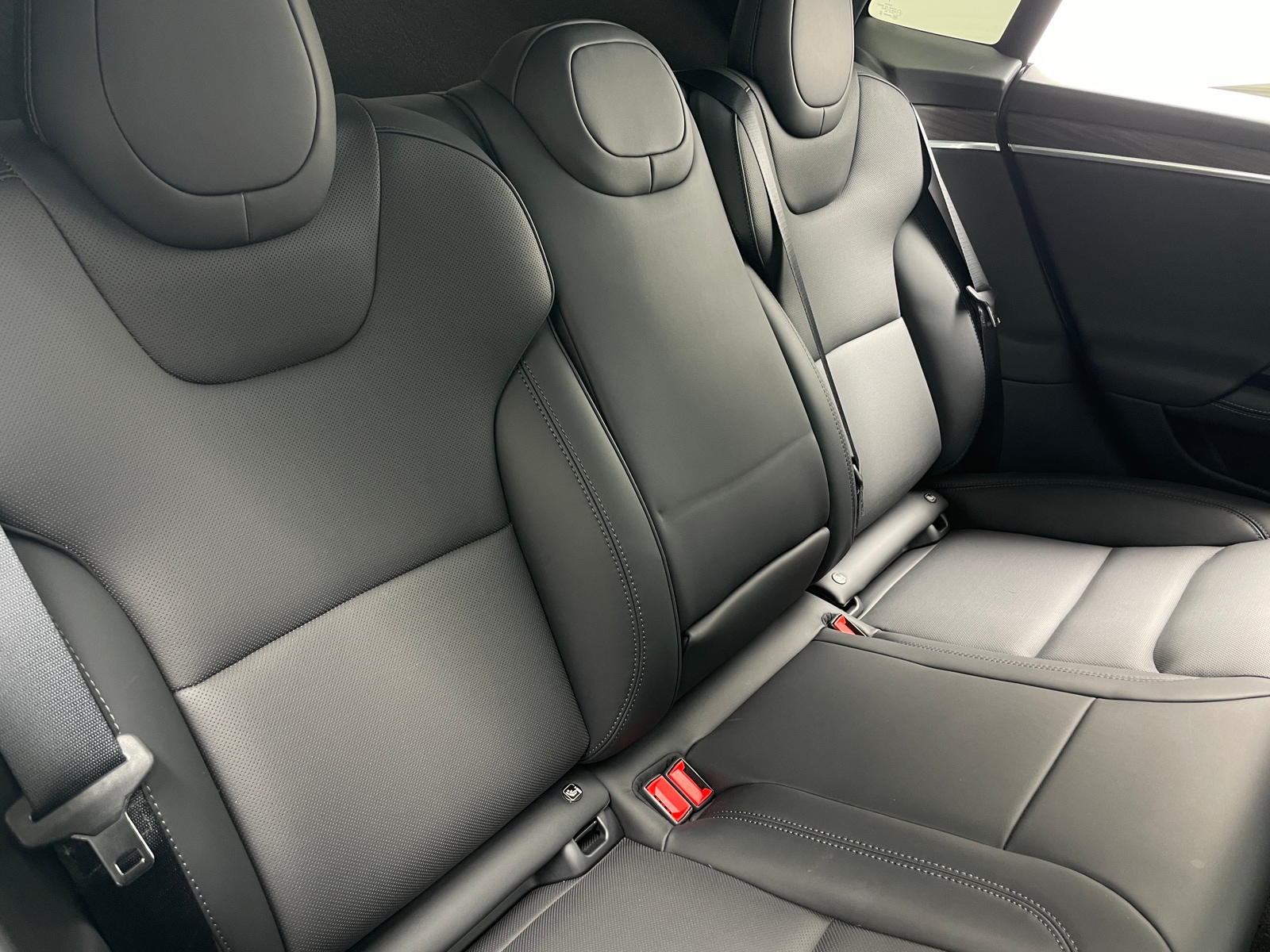 Thumbnail: 2025 Tesla Model S - 4