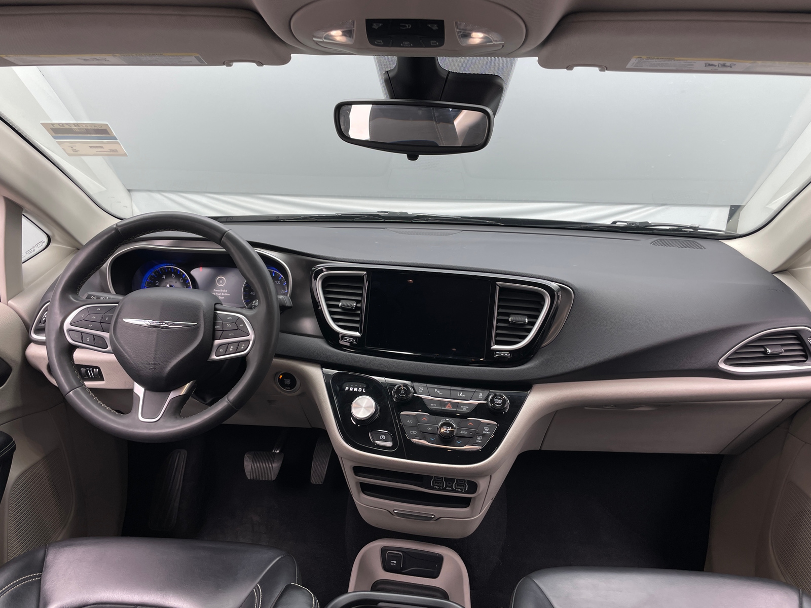 Thumbnail: 2023 Chrysler Pacifica - 2