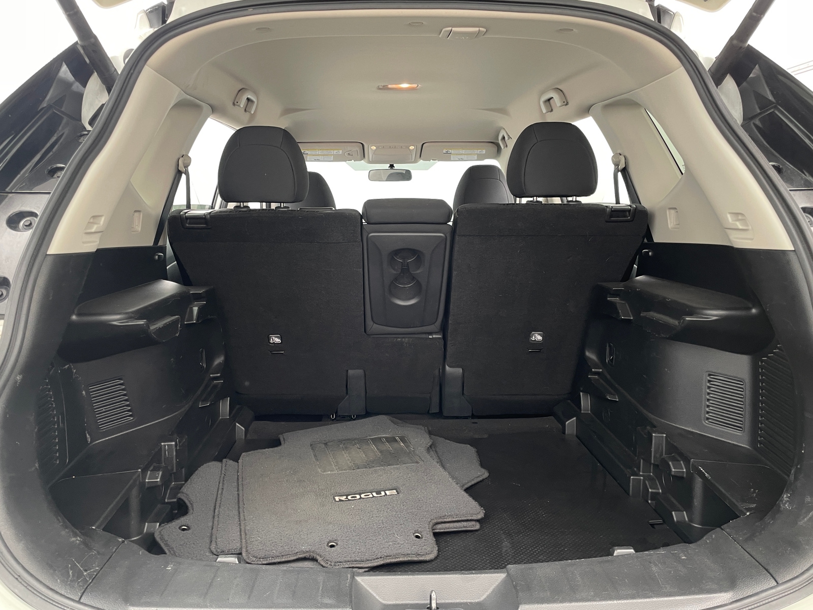 Thumbnail: 2018 Nissan Rogue - 7