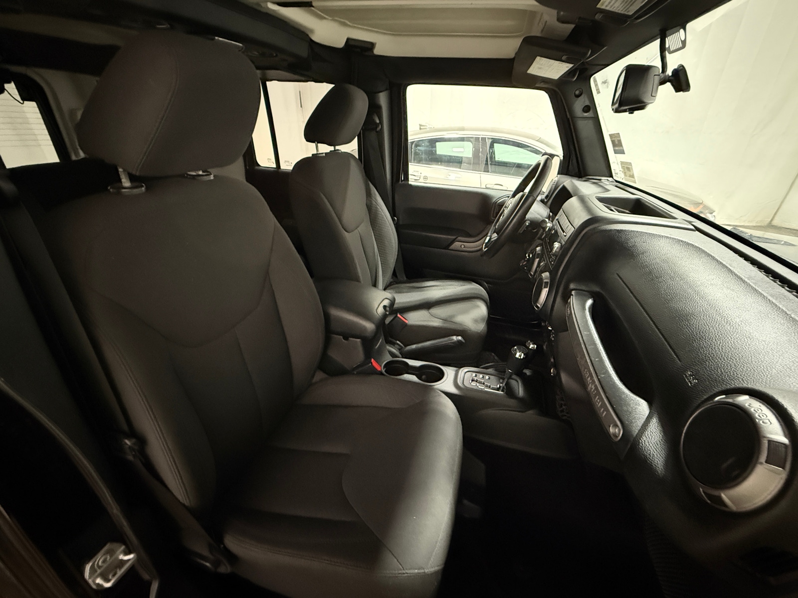 Thumbnail: 2017 Jeep Wrangler - 2