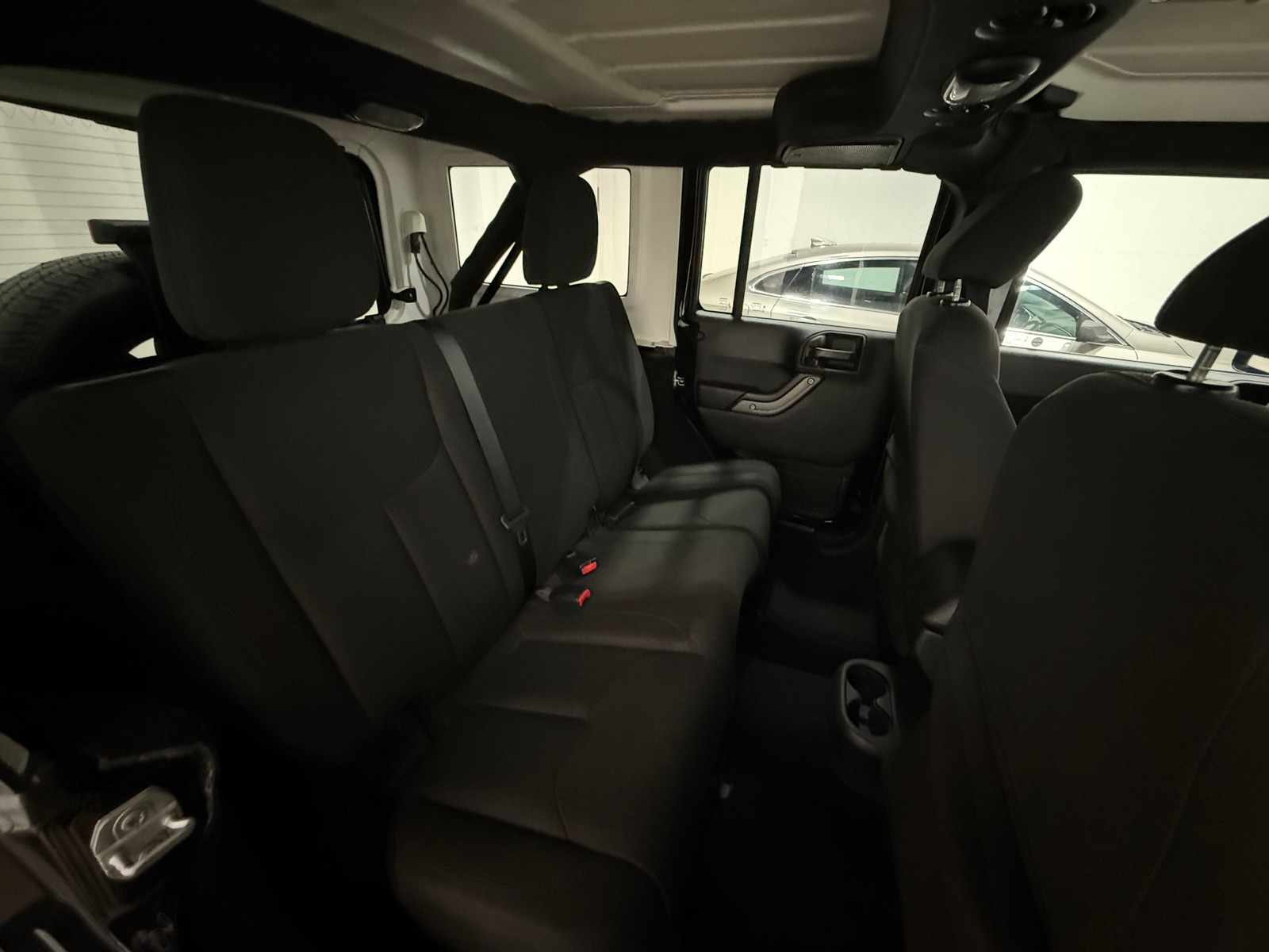 Thumbnail: 2017 Jeep Wrangler - 6