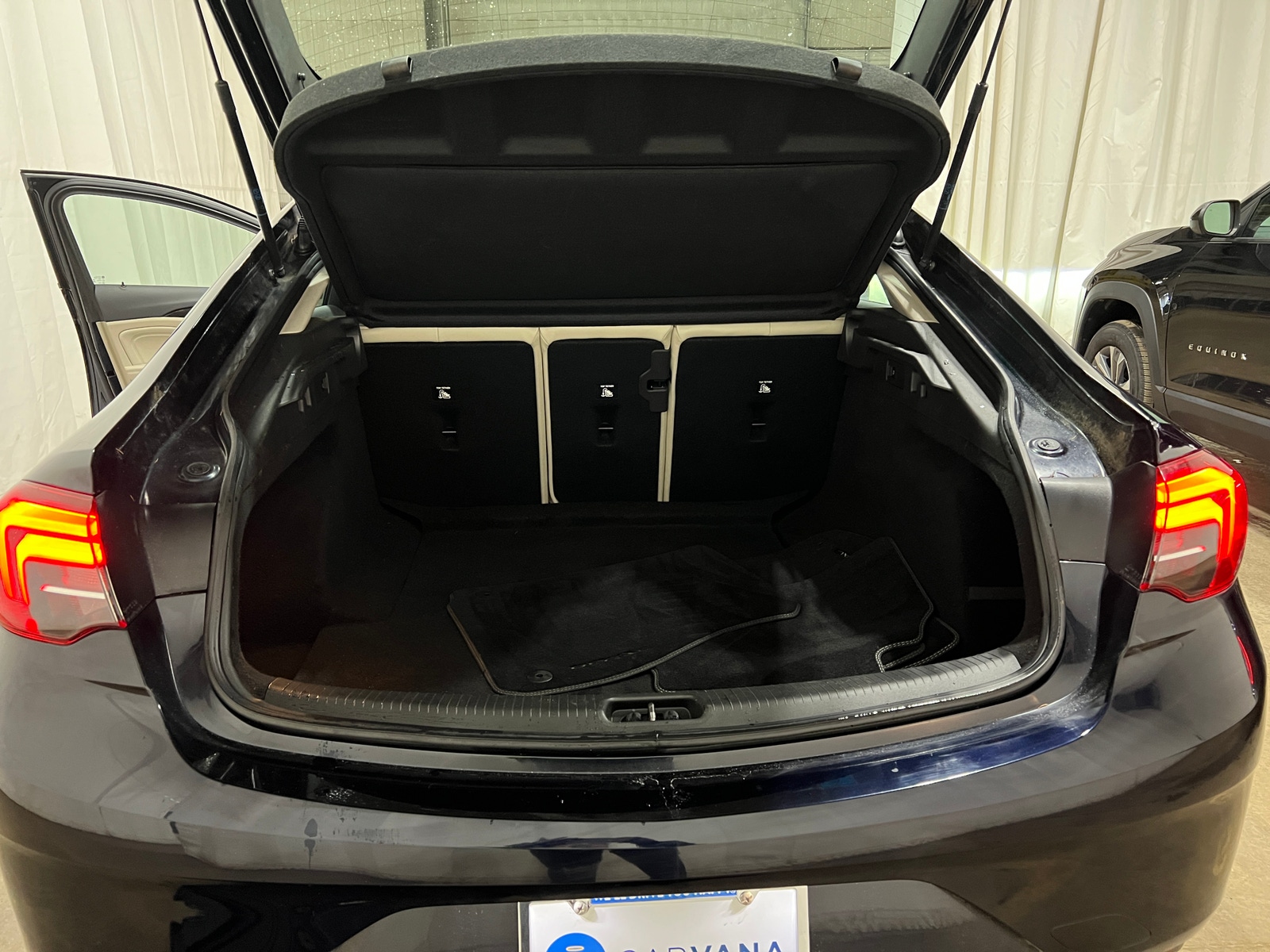 Thumbnail: 2018 Buick Regal - 6