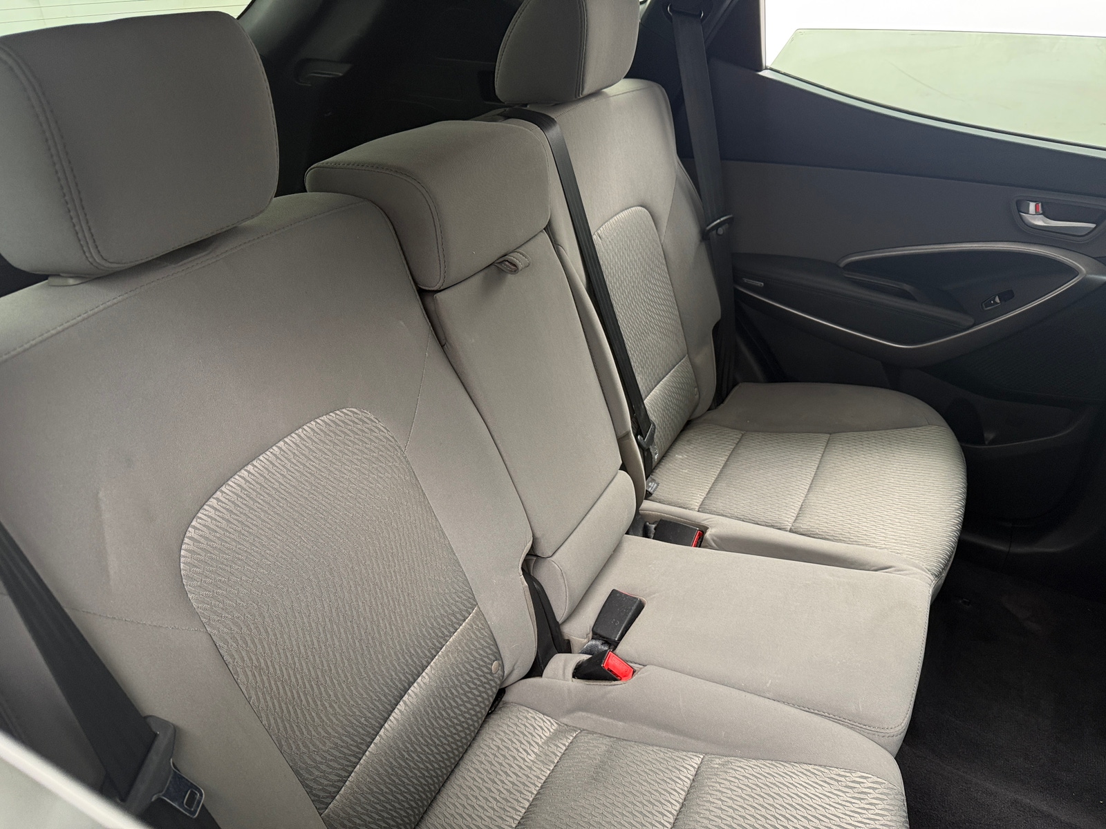 Thumbnail: 2016 Hyundai Santa Fe - 6