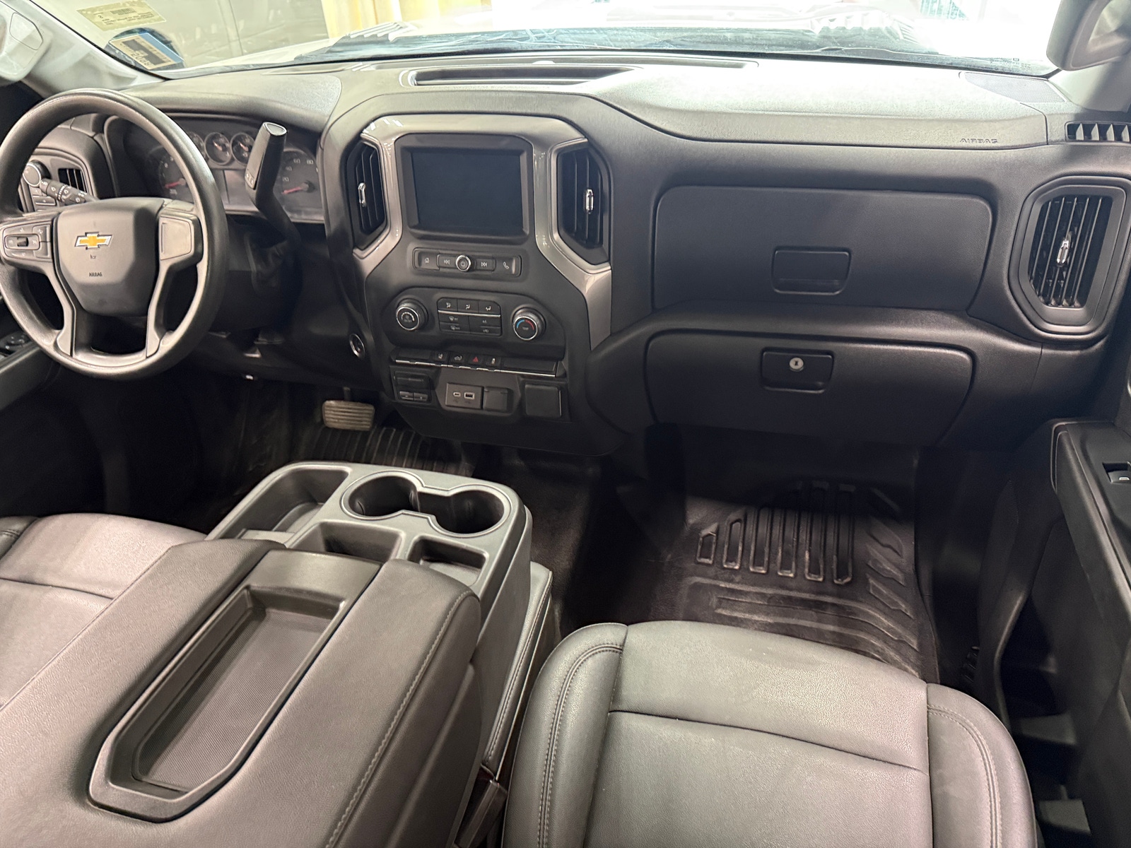 Thumbnail: 2025 Chevrolet Silverado 2500 - 3