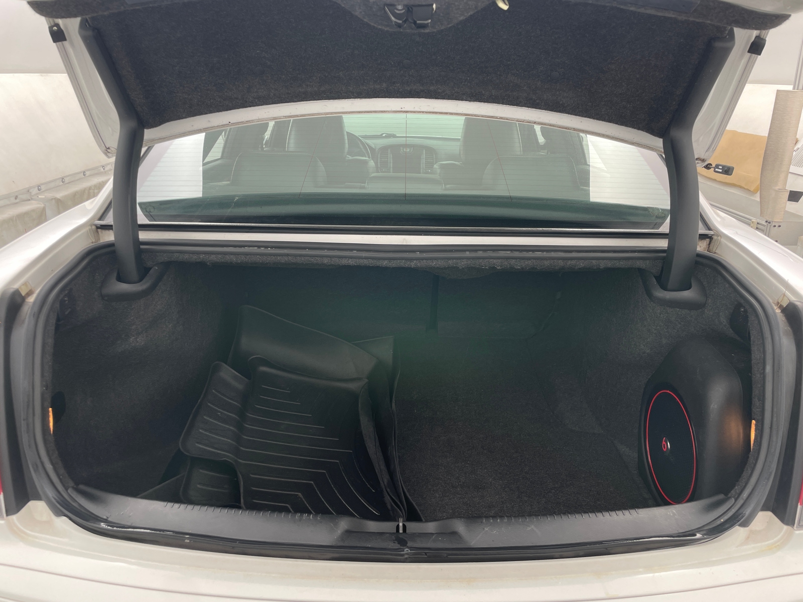 Thumbnail: 2017 Chrysler 300 - 6