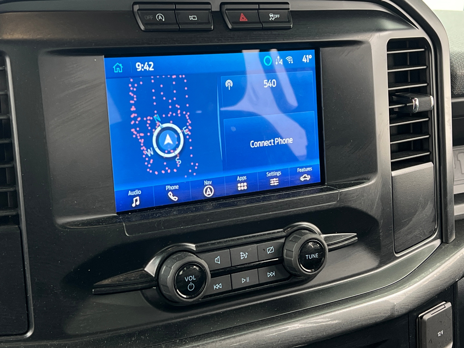 Thumbnail: 2023 Ford Econoline - 4