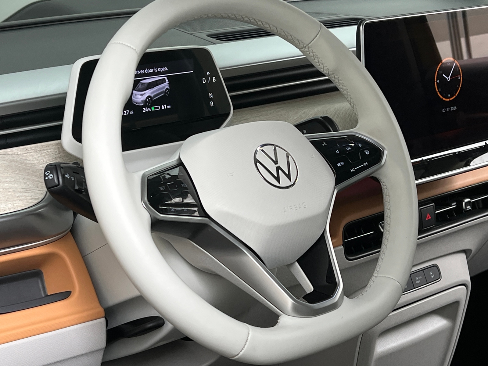 Thumbnail: 2025 Volkswagen ID.Buzz - 4