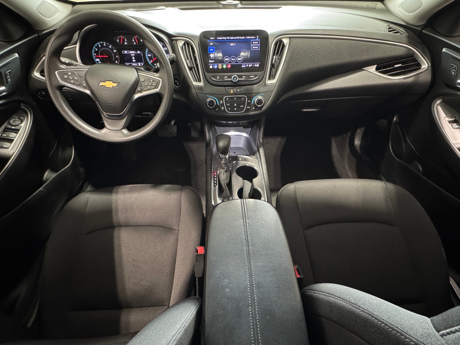 Thumbnail: 2024 Chevrolet Malibu - 3