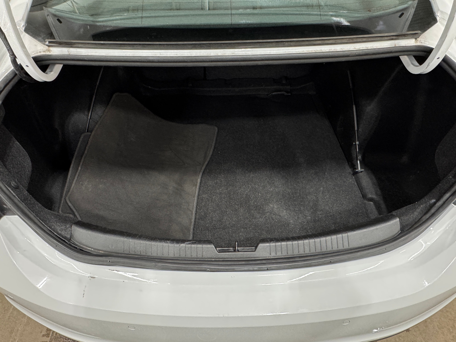 Thumbnail: 2024 Chevrolet Malibu - 7