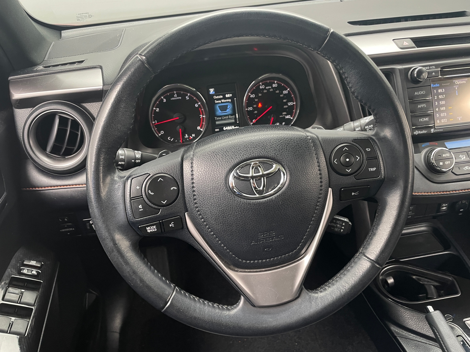 Thumbnail: 2018 Toyota RAV4 - 4