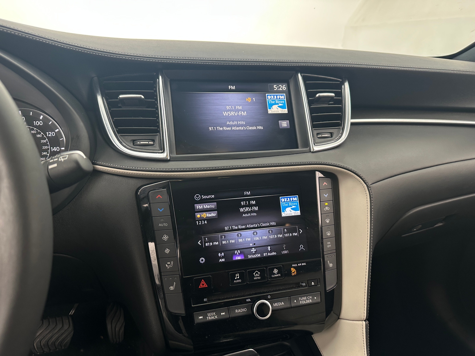 Thumbnail: 2023 INFINITI QX55 - 3