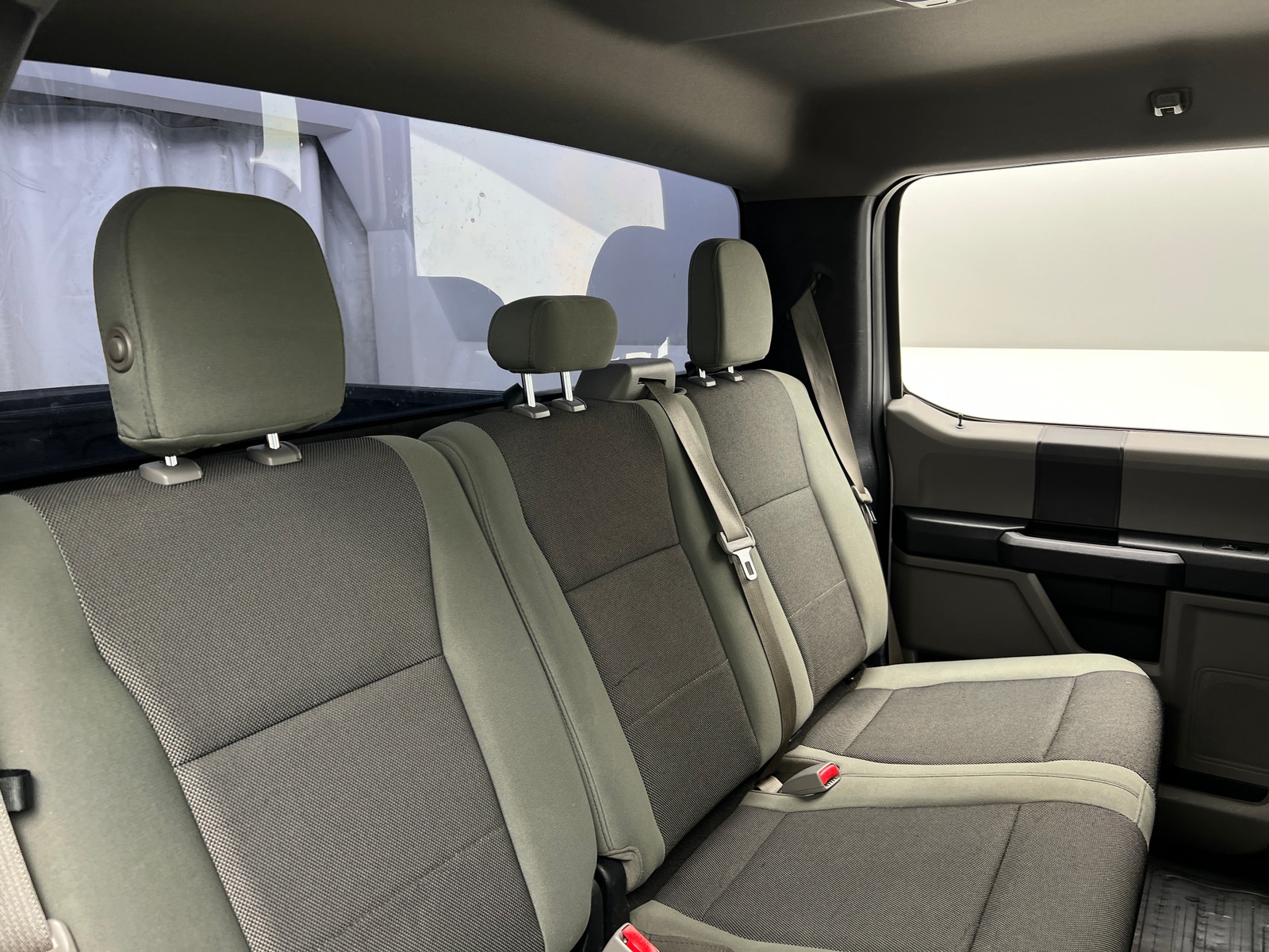 Thumbnail: 2015 Ford Econoline - 6