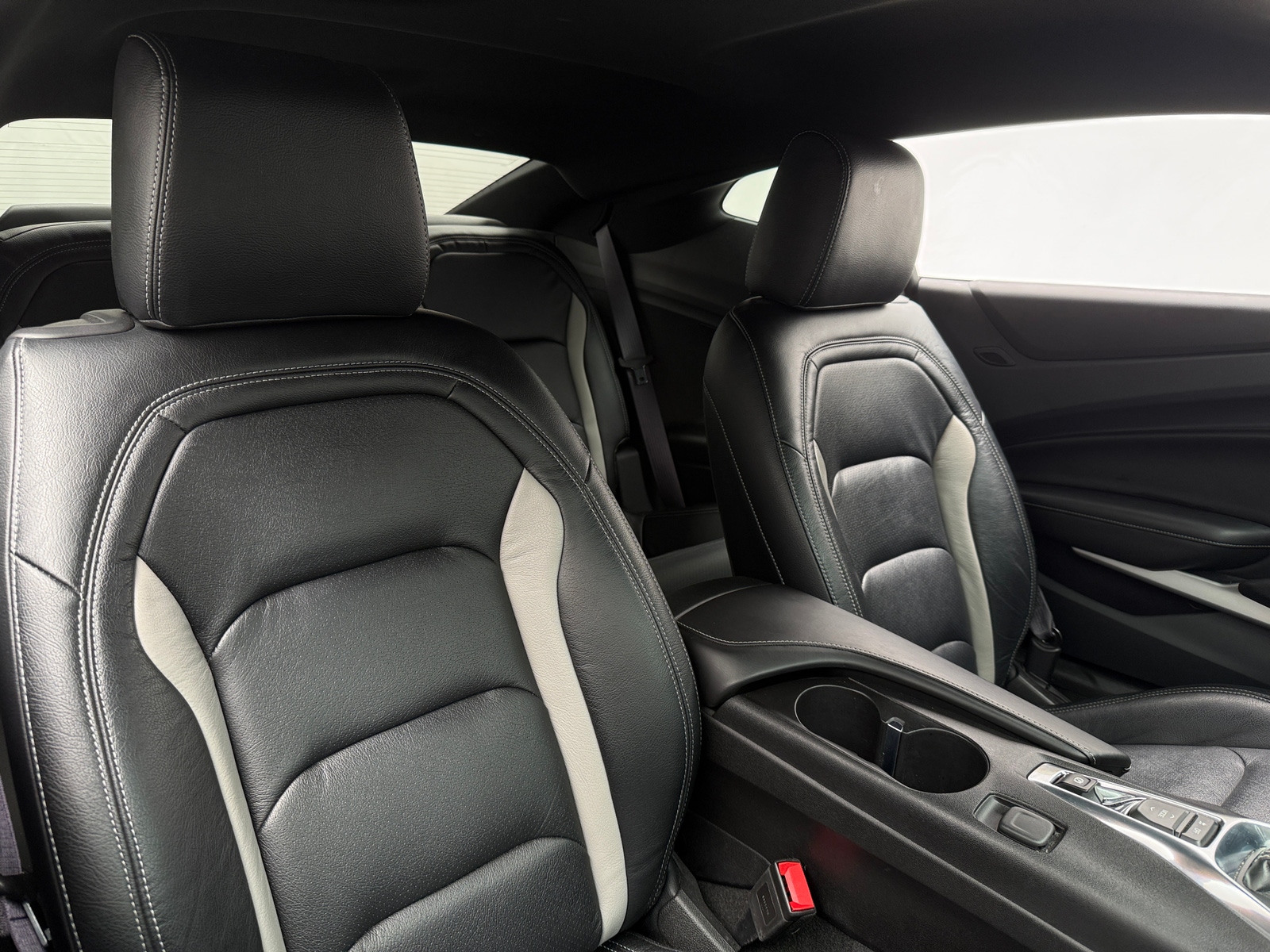 Thumbnail: 2017 Chevrolet Camaro - 2