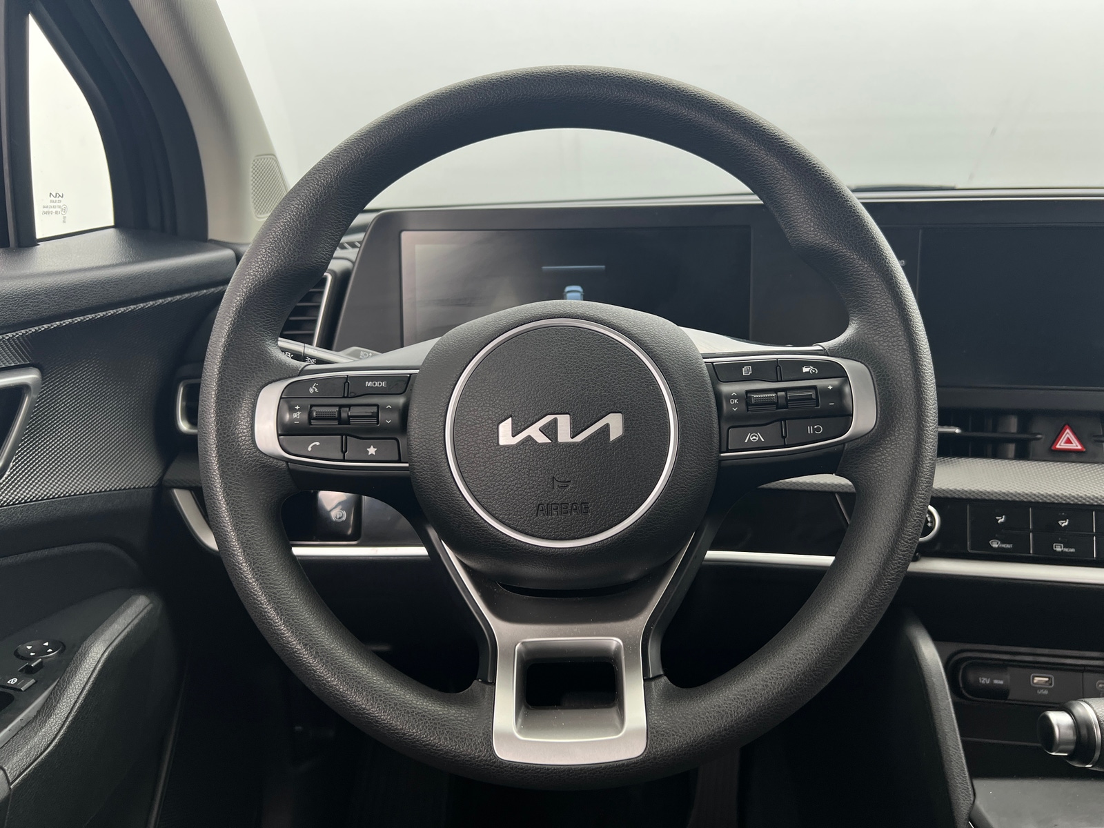 Thumbnail: 2025 Kia Sportage - 5