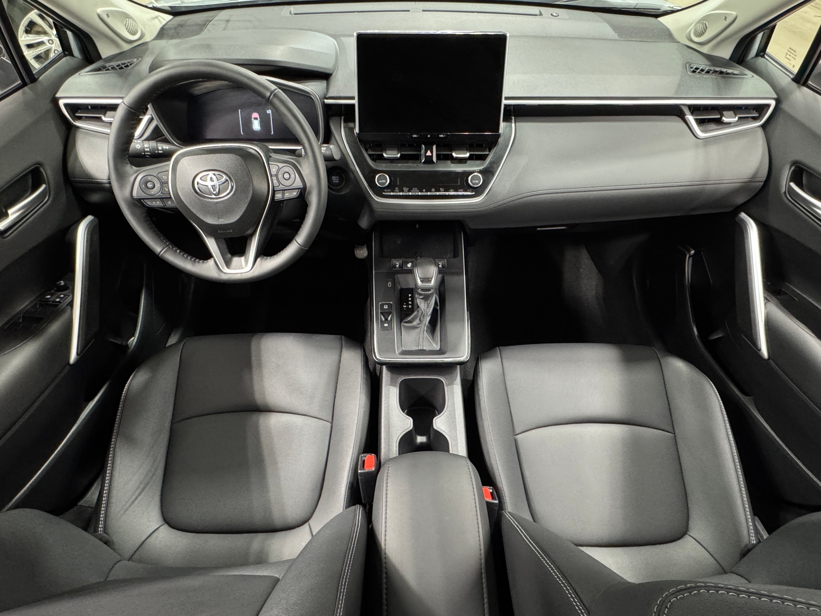 Thumbnail: 2026 Toyota Corolla Cross - 2