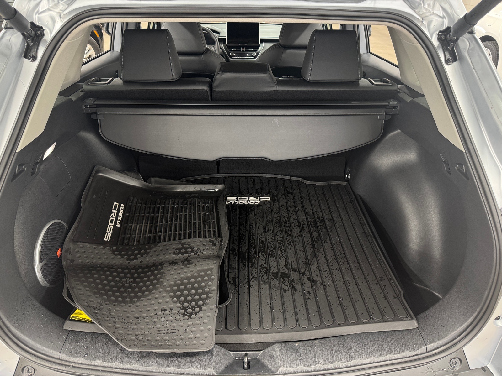 Thumbnail: 2026 Toyota Corolla Cross - 6