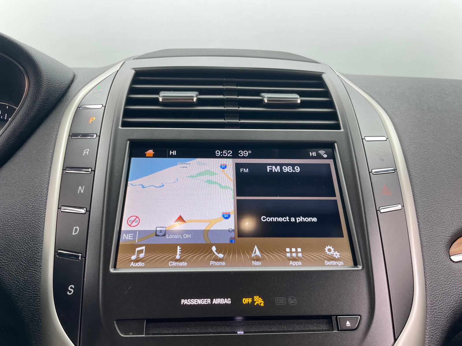 Thumbnail: 2019 Lincoln MKC - 3