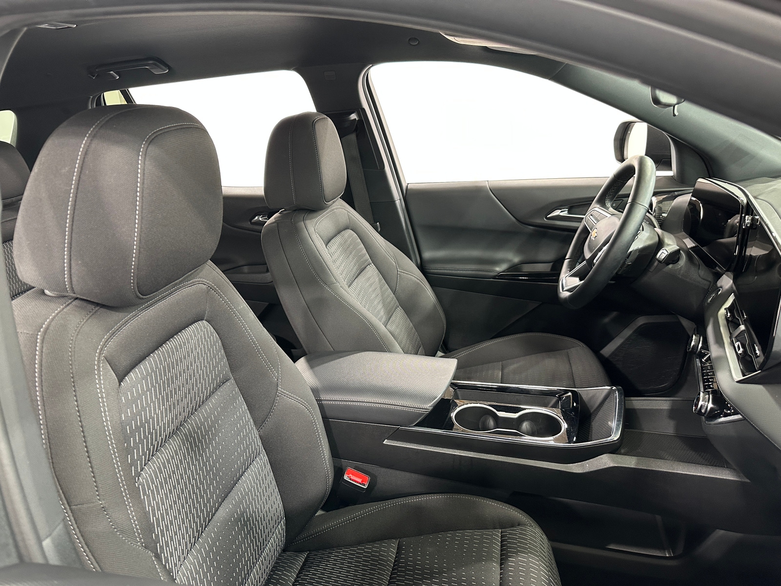 Thumbnail: 2025 Chevrolet Equinox - 2