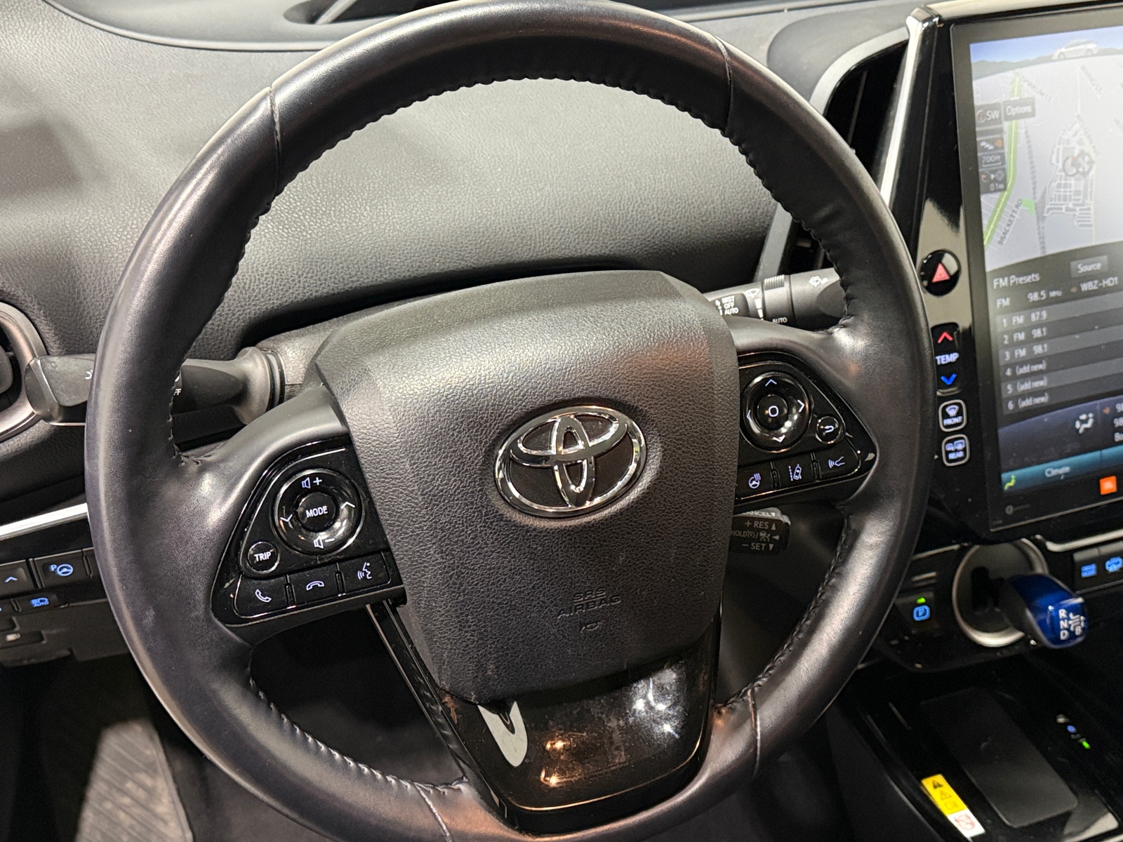 Thumbnail: 2021 Toyota Prius Prime - 4