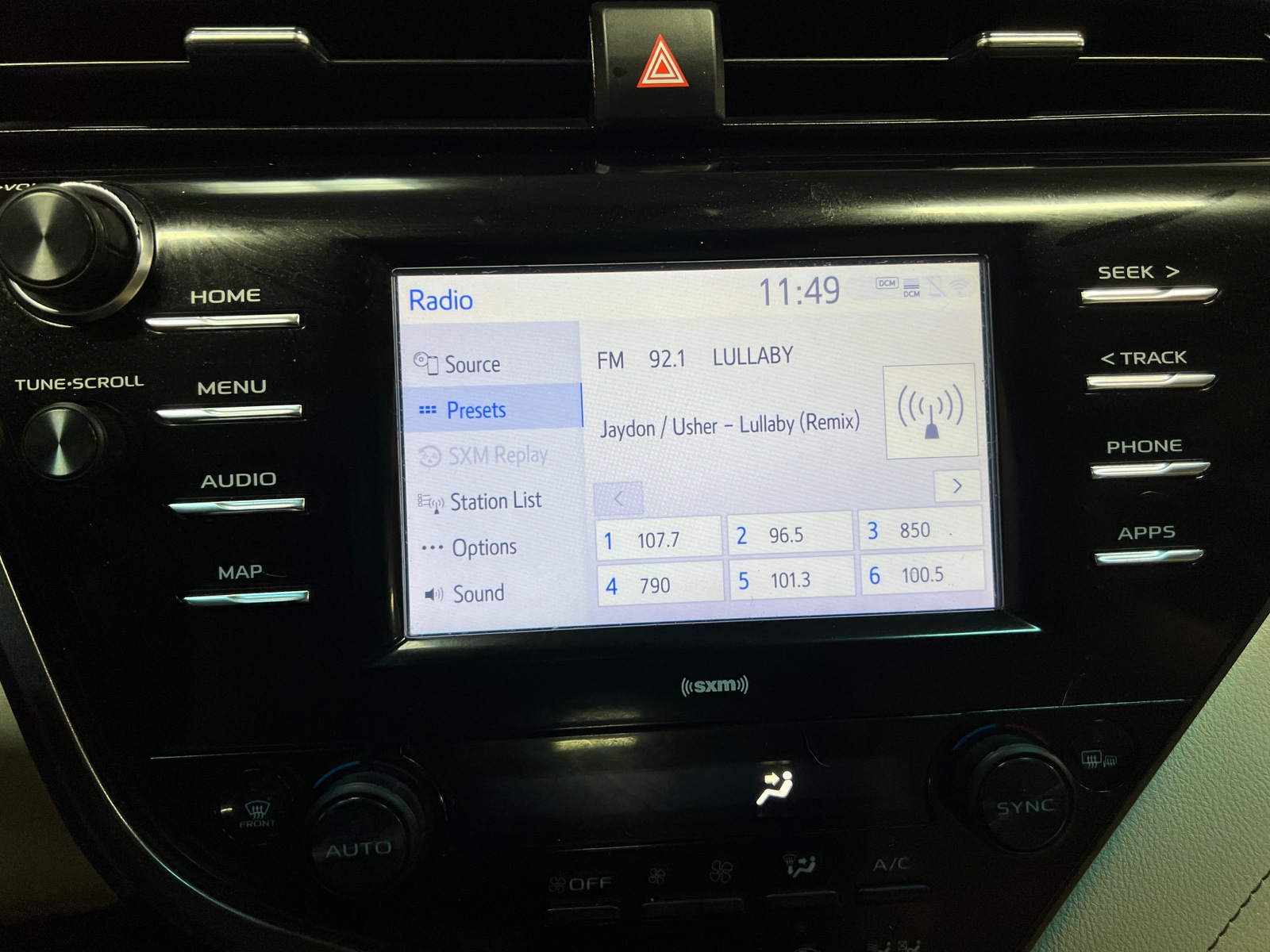 Thumbnail: 2020 Toyota Camry - 4