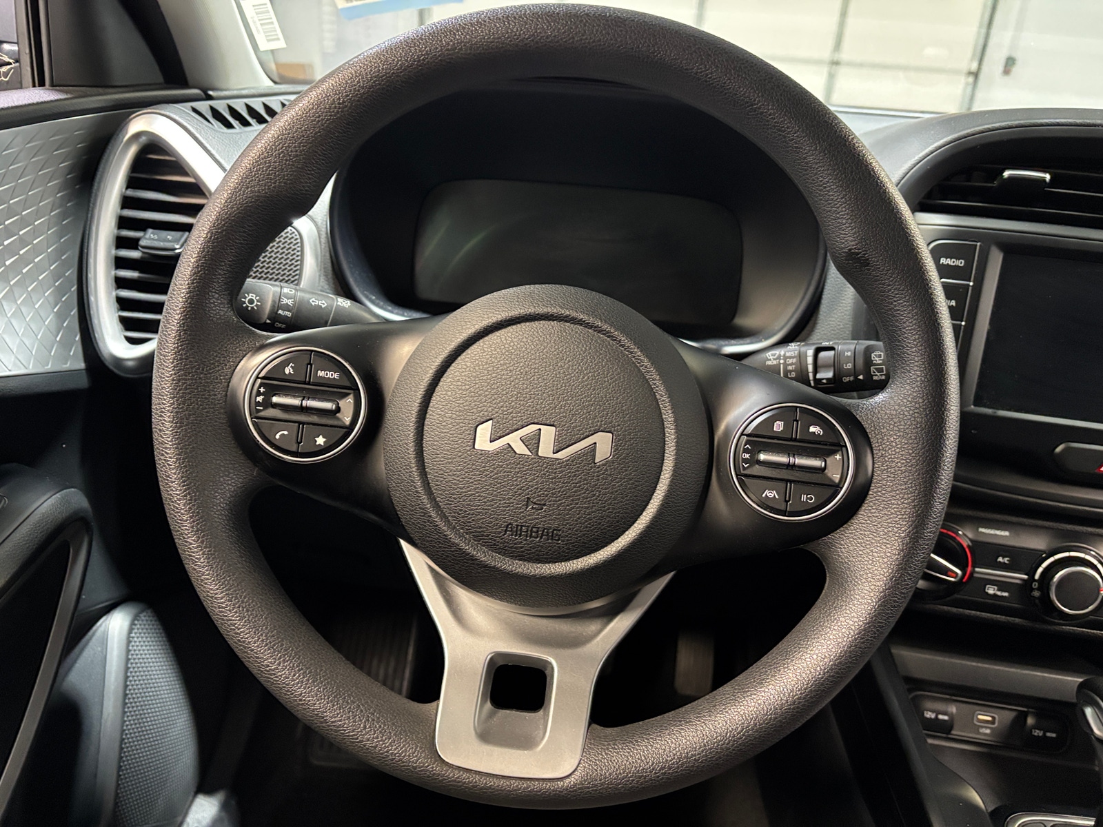 Thumbnail: 2024 Kia Soul - 5