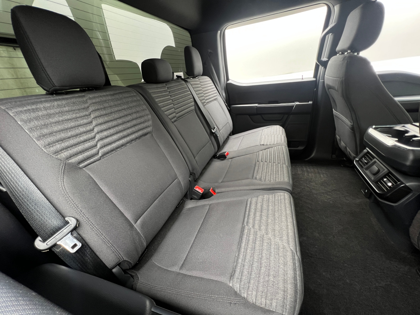 Thumbnail: 2022 Ford Econoline - 6