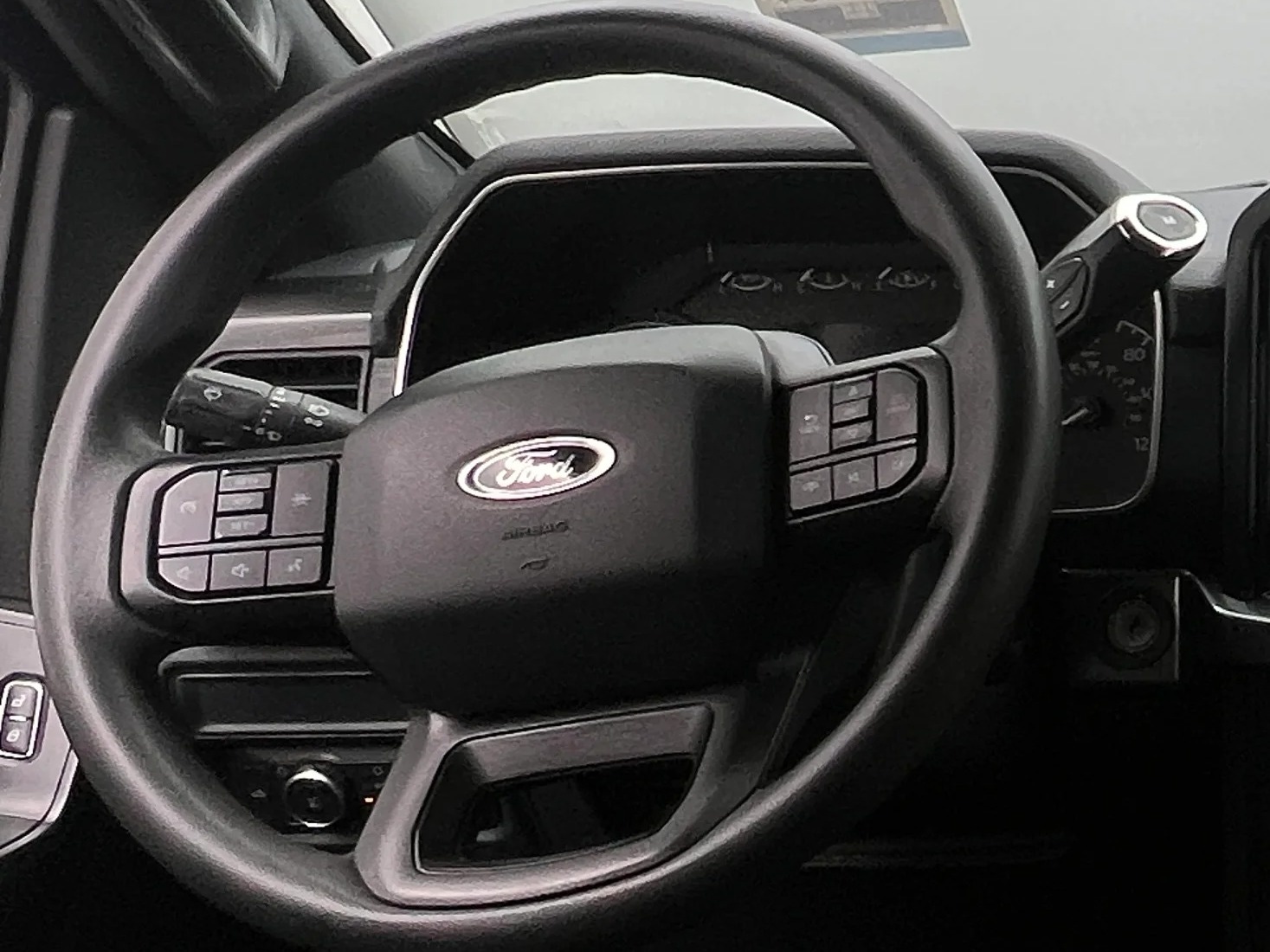 Thumbnail: 2022 Ford Econoline - 5