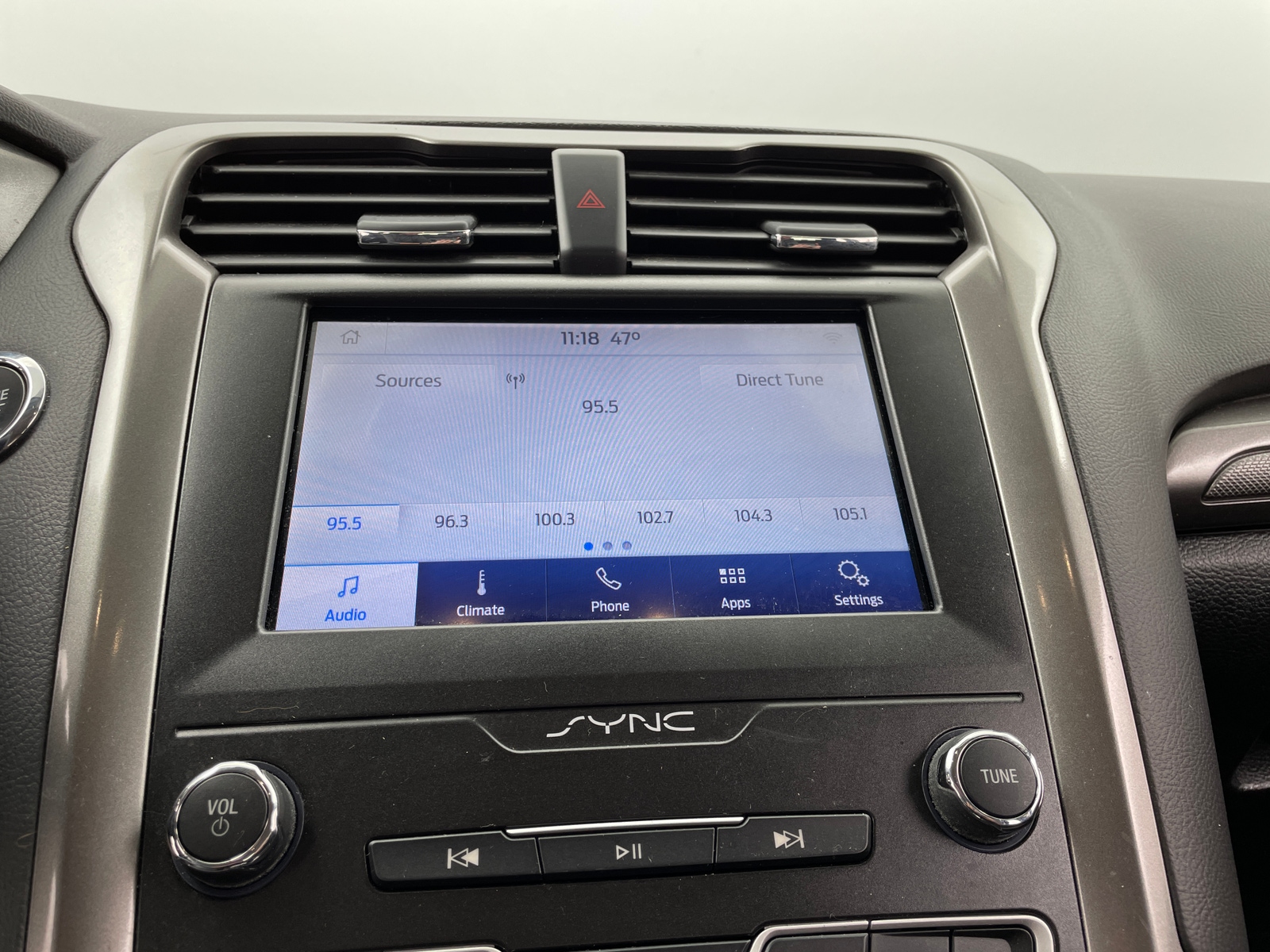 Thumbnail: 2020 Ford Fusion - 4