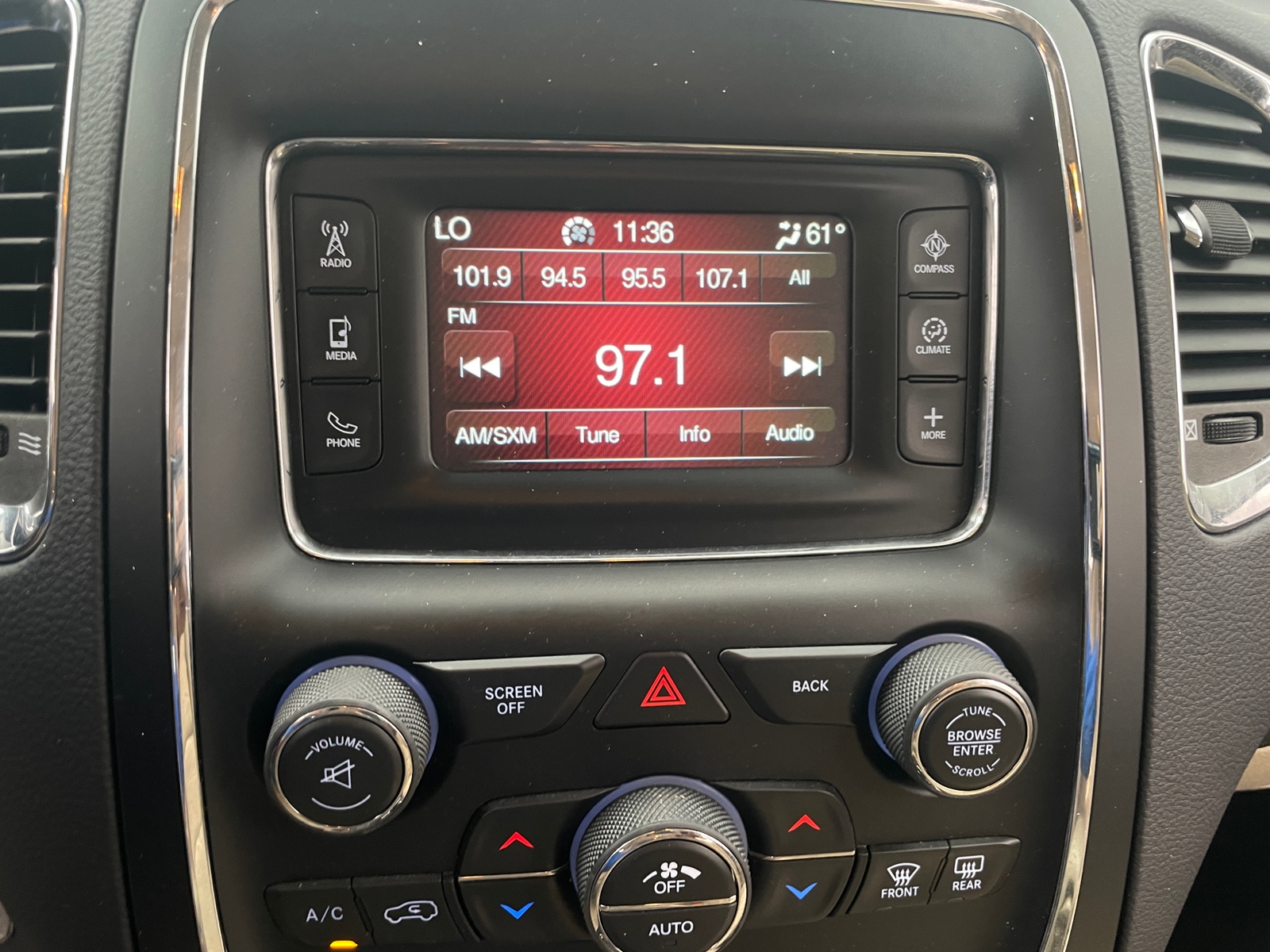 Thumbnail: 2017 Dodge Durango - 4