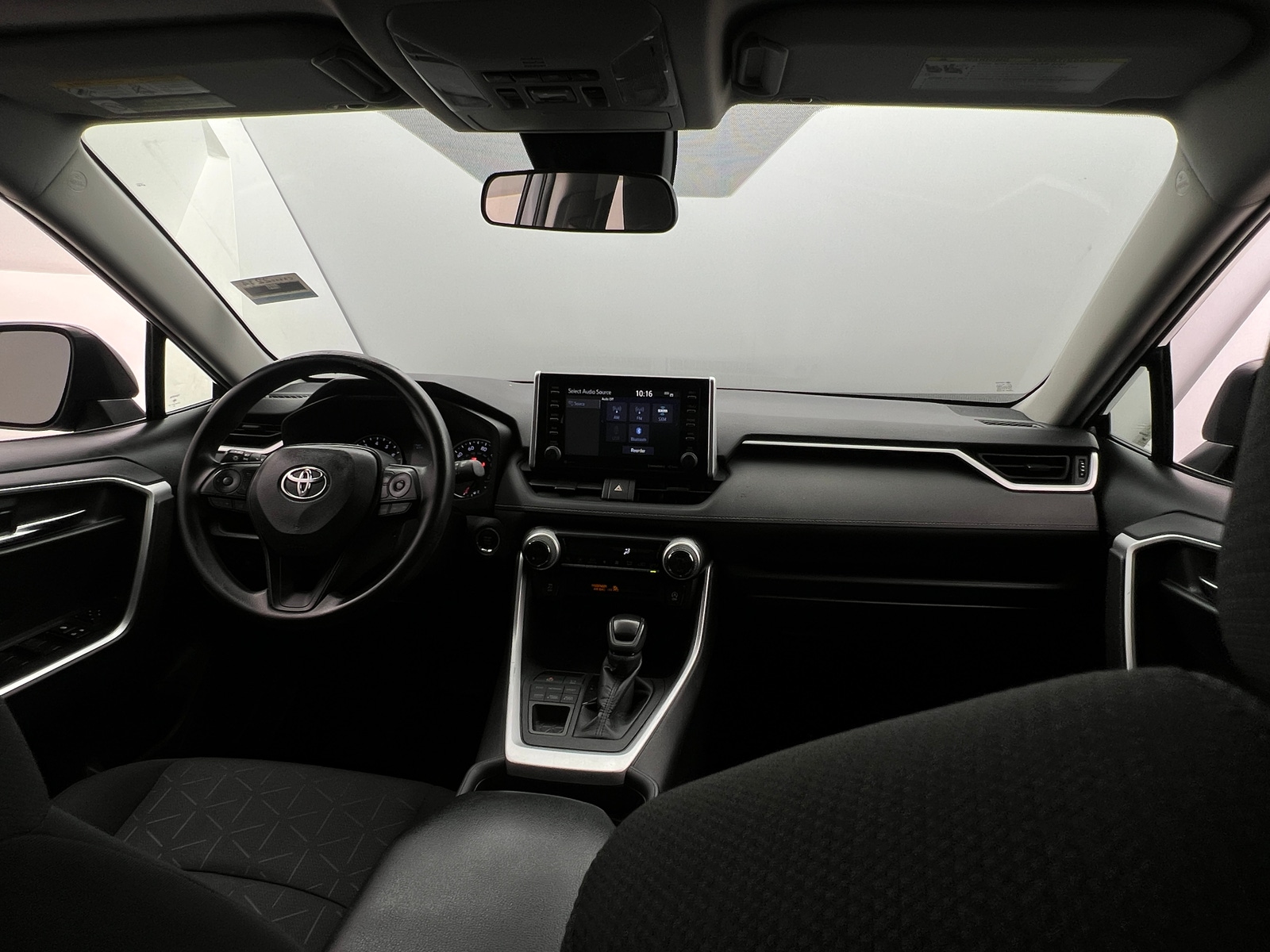 Thumbnail: 2021 Toyota RAV4 - 3